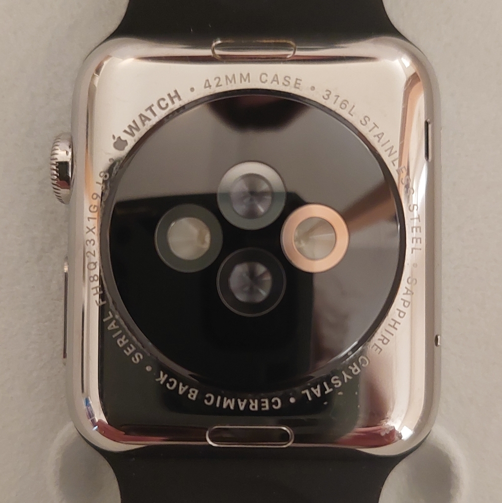 Apple Watch Sport 42mm (1st gen) - Picture 4 of 5